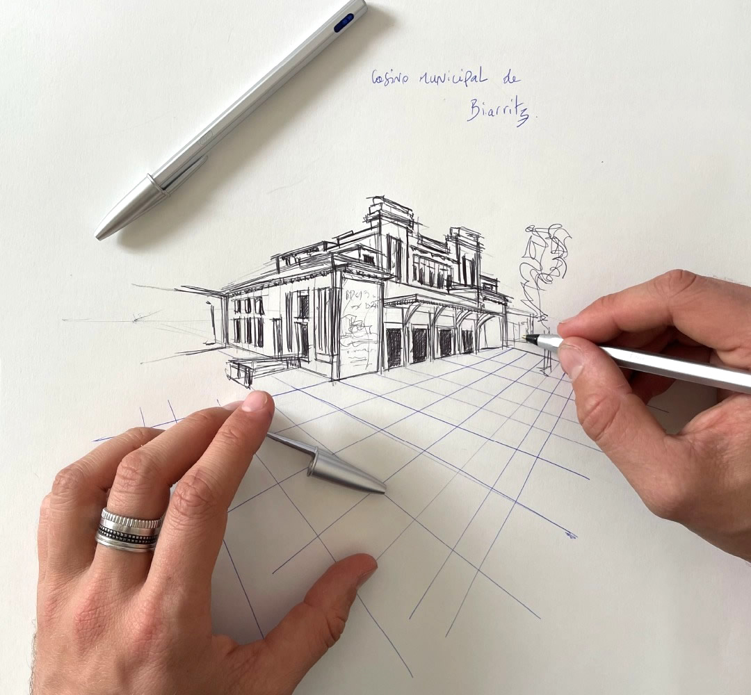 Bozza geometra disegno con penna Bic Cristal Re New